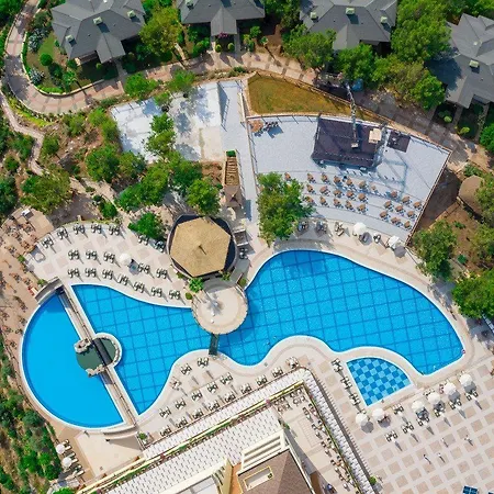 Utopia World 5* Kargicak (Alanya)