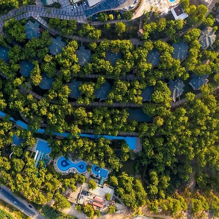 Utopia World Resort