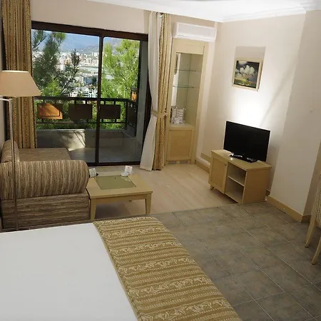 Utopia World 5* Kargicak (Alanya)