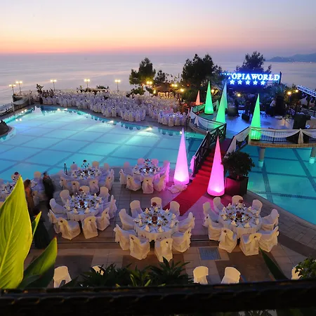 Utopia World Ośrodek wypoczynkowy 5*