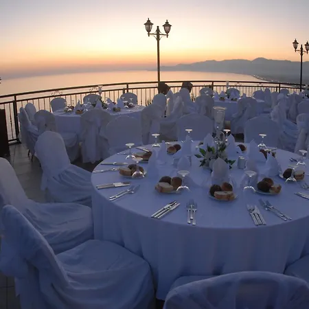 Utopia World Ośrodek wypoczynkowy Kargicak (Alanya)