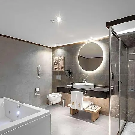 Utopia World Resort