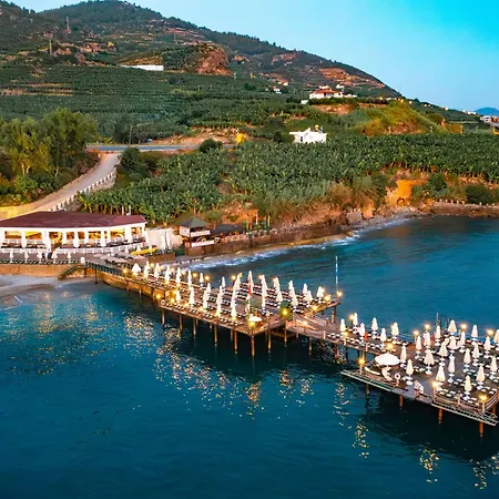 Utopia World Resort