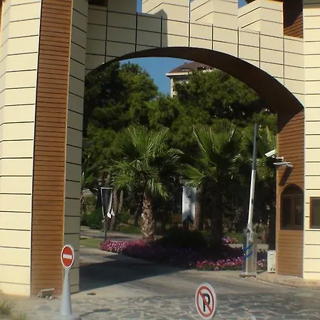 Utopia World Kargicak (Alanya)
