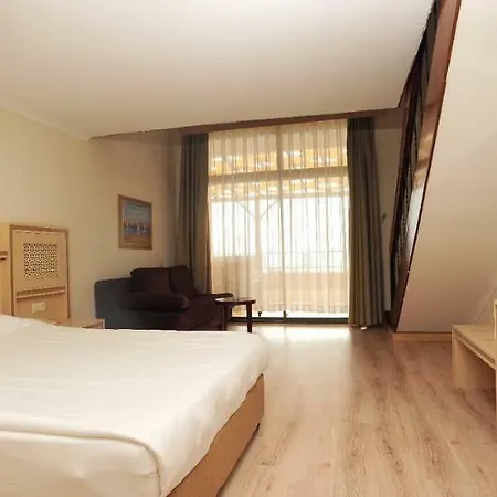 Utopia World Semesteranläggning (resort) 5*