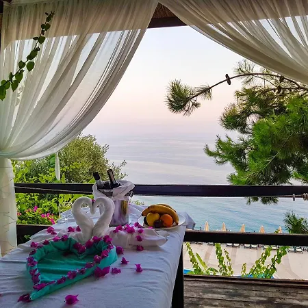 Utopia World Complex Kargicak (Alanya)