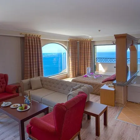 Utopia World Kargicak (Alanya)