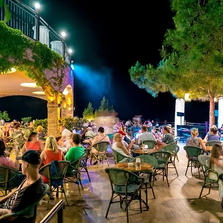 Utopia World Ośrodek wypoczynkowy 5*