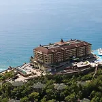 Resort Utopia World 5*
